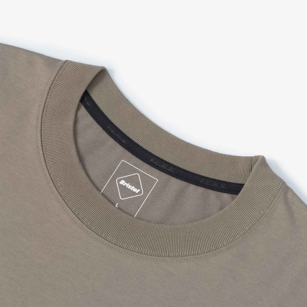 MADNESS X F.C. REAL BRISTOL R.M.B.C EMBLEM CUSTOM TEE | MADNESS